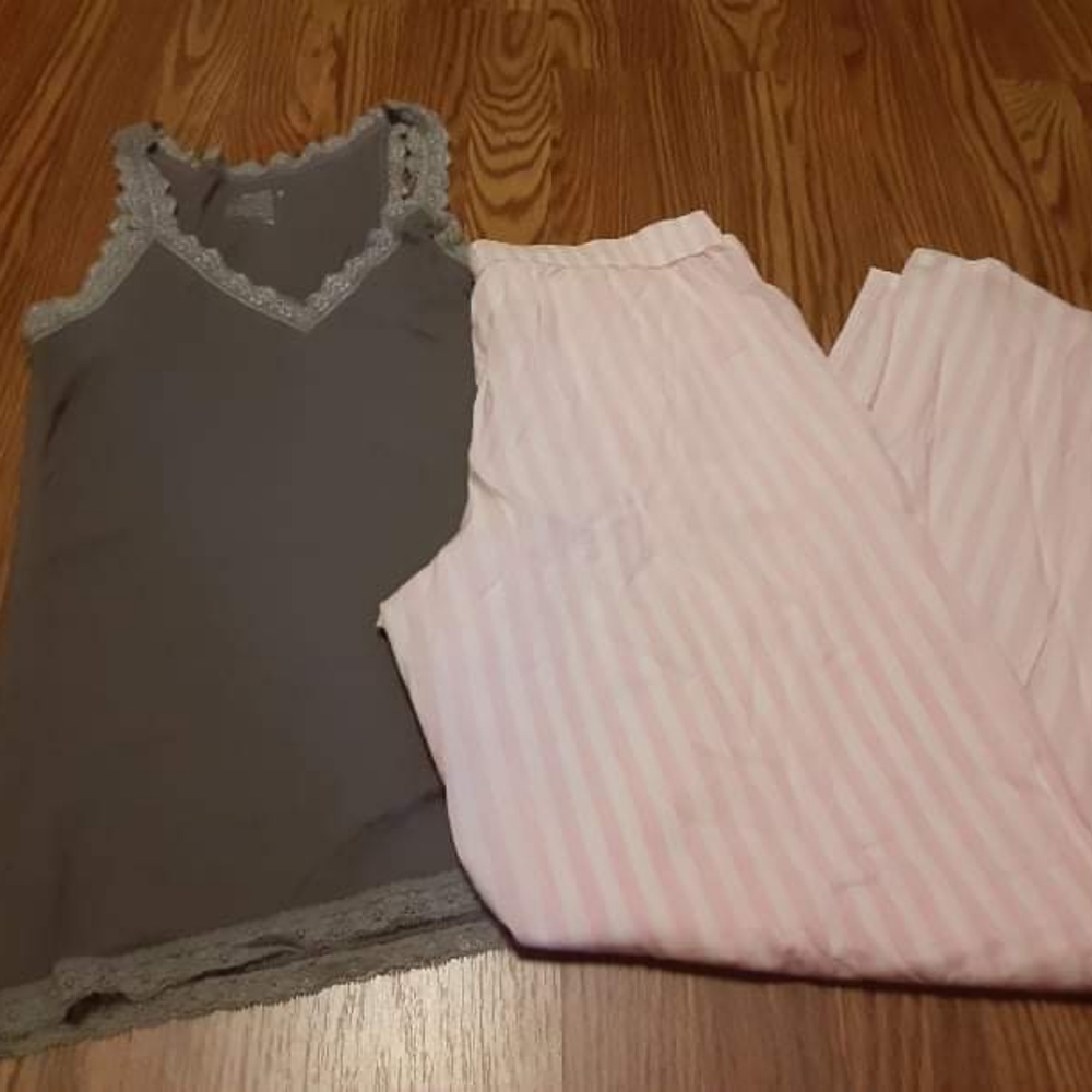 🇺🇲$8or5/$20🇺🇲 lounge wear
